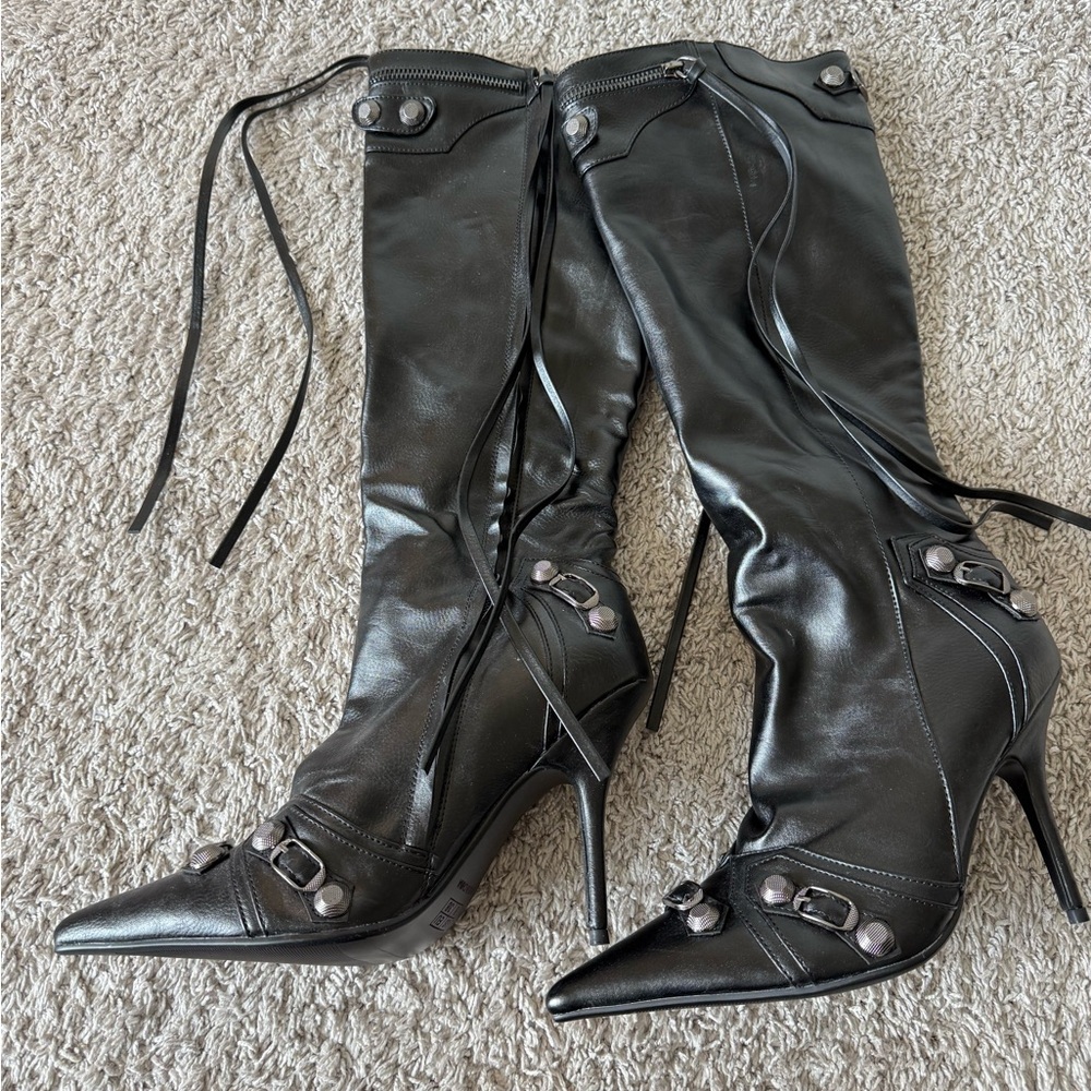 Fashion Nova Black Heeled Boots